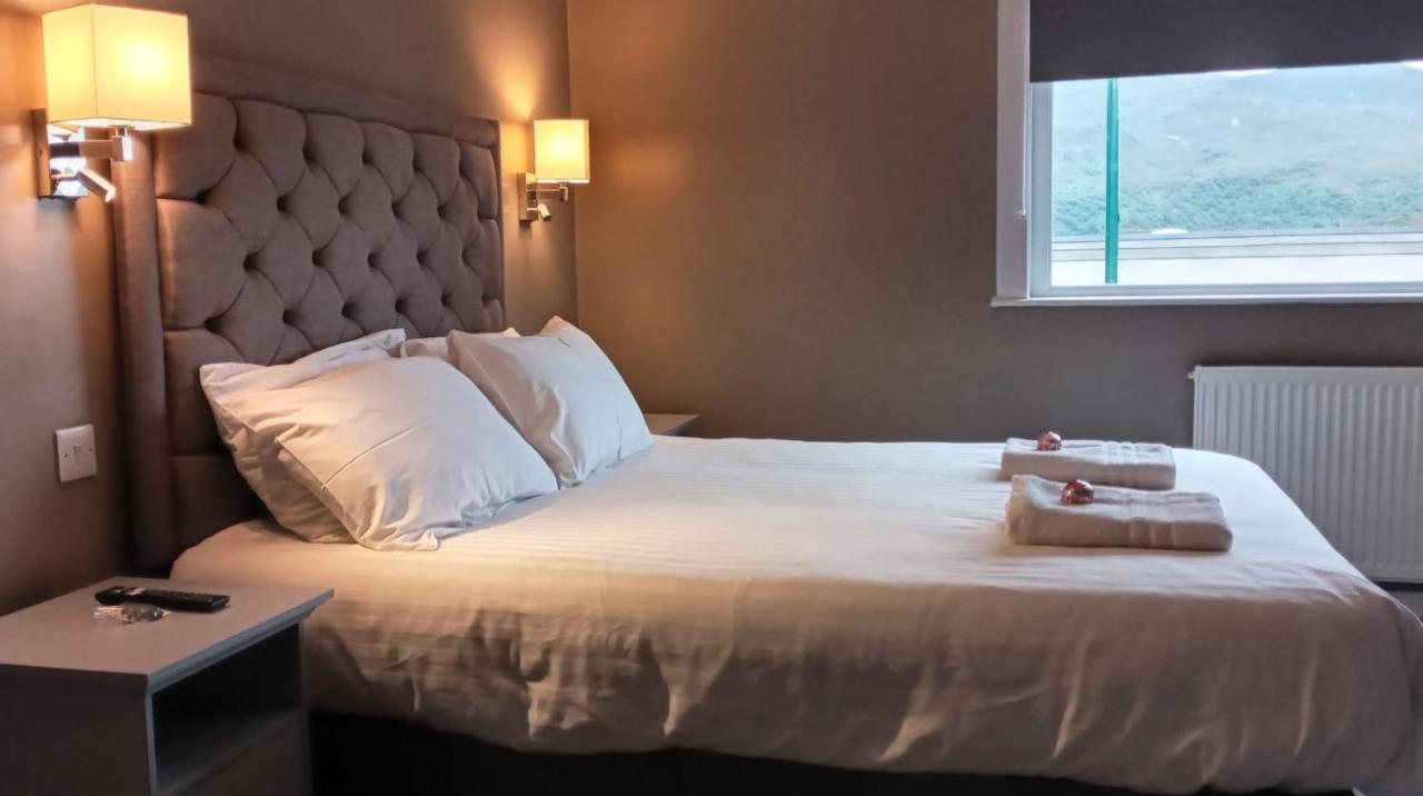 The Skye Bridge Hotel ไคล์ออฟล็อคฮัลช์ ภายนอก รูปภาพ